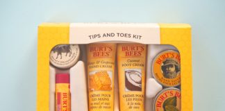 Burt's Bees Tips and Toes Kit