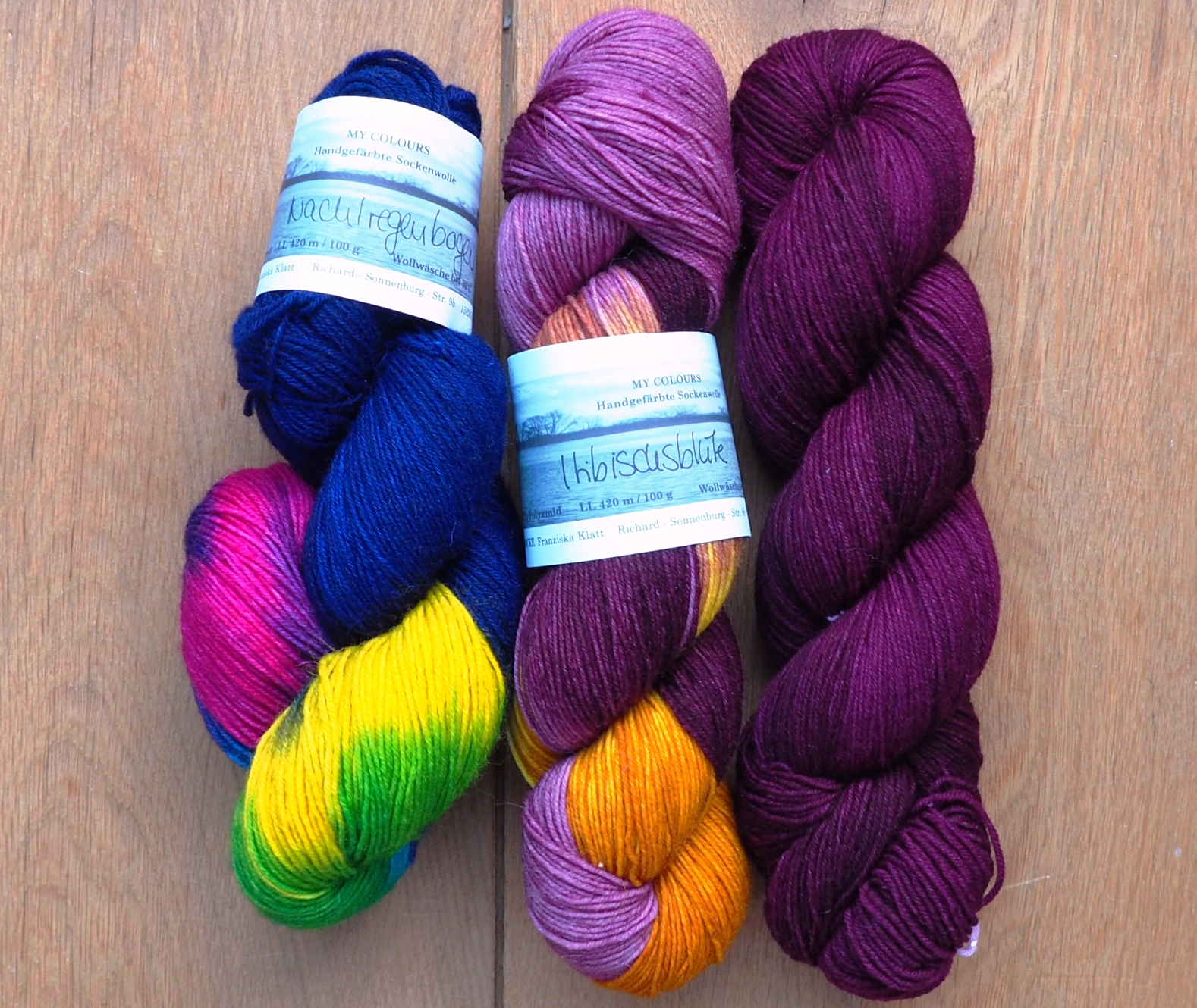 Handgefärbte Sockenwolle von Frau Odersocke