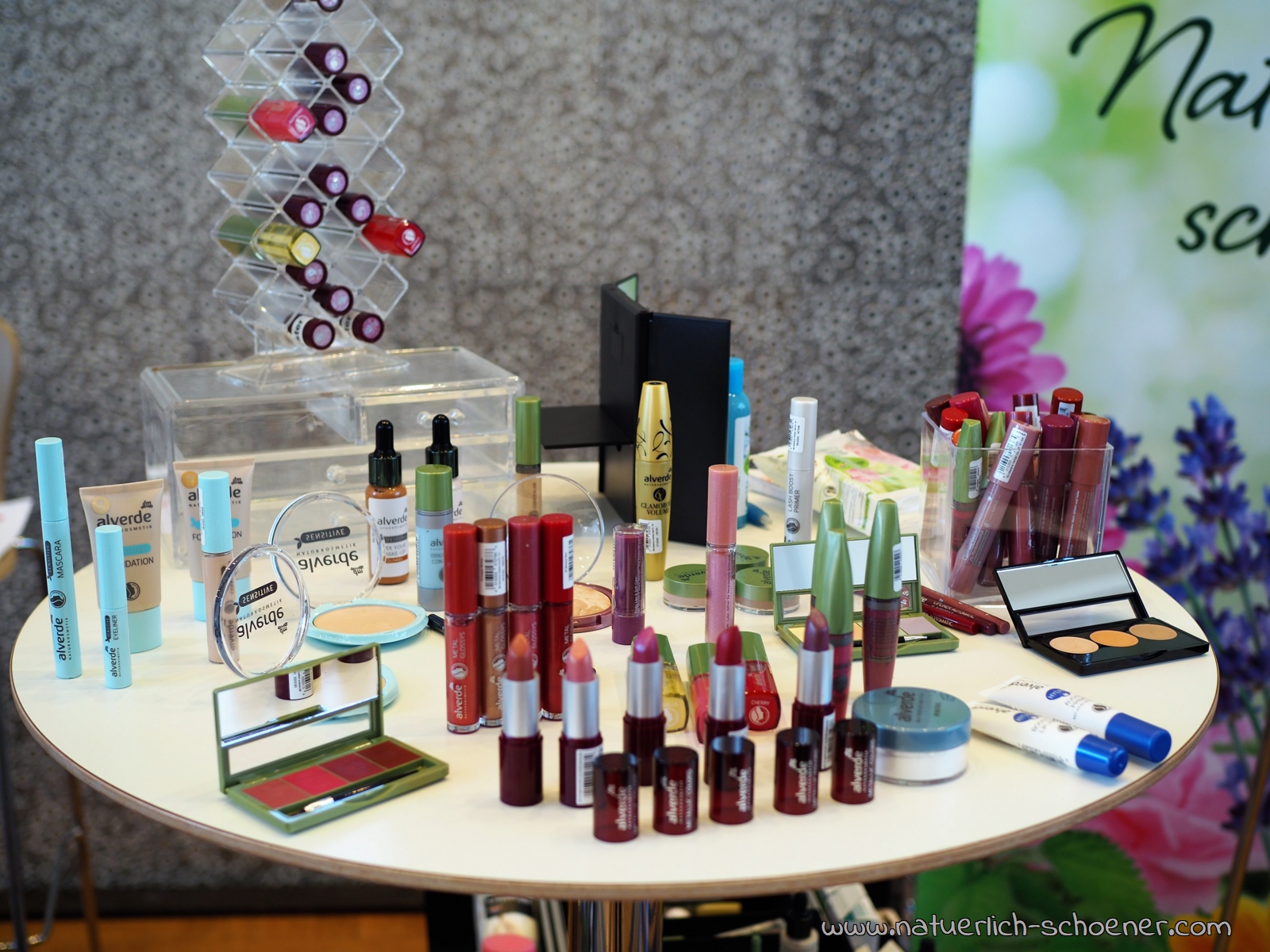 Alverde Naturkosmetik Neue dekorative Kosmetik