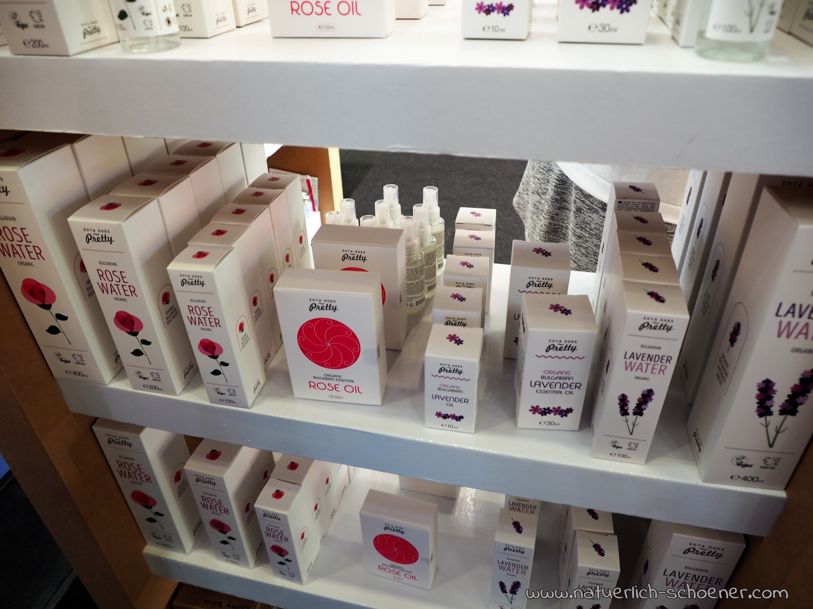 Zoya goes pretty Hydrolate