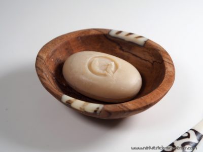 Unterschied_festes_Shampoo_vs_Haarseife_4